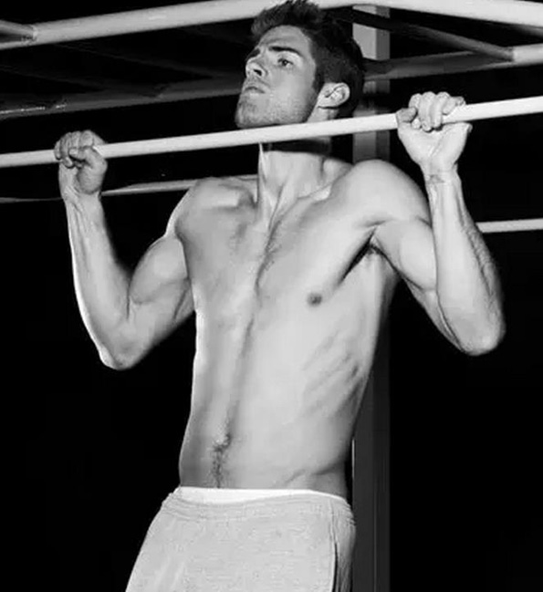 鹿晗练成肌肉型男了，他的健身法则藏着什么秘密