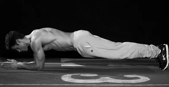 鹿晗练成肌肉型男了，他的健身法则藏着什么秘密