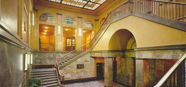 炎炎夏日，快来这些最美的复古泳池拗造型！