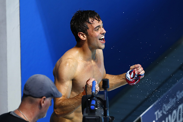 10米台戴利最后一跳夺金，跳水“梦之队”8金收官