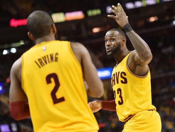 张佳玮｜丢下詹姆斯这条“大粗腿”，欧文只是想走科比的路