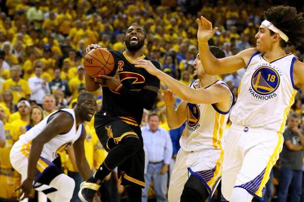 张佳玮｜丢下詹姆斯这条“大粗腿”，欧文只是想走科比的路