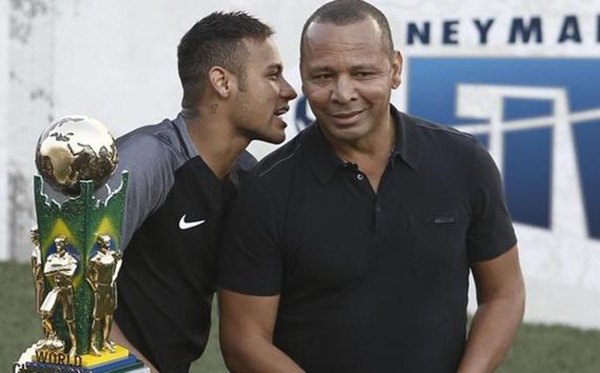 不做二当家！内马尔心向大巴黎，C罗居然比巴萨全队都急