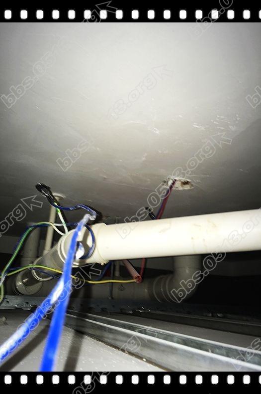 闭水检查衣帽间 (5).jpg