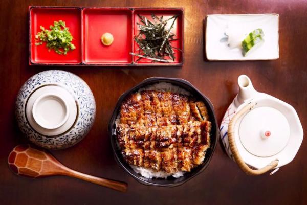 鳗鱼饭、鸭肉、羊肉和猪肘，这个夏天减肥也得先吃好再减