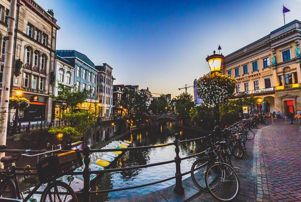 人少景美，带孩子去欧洲小国避避暑