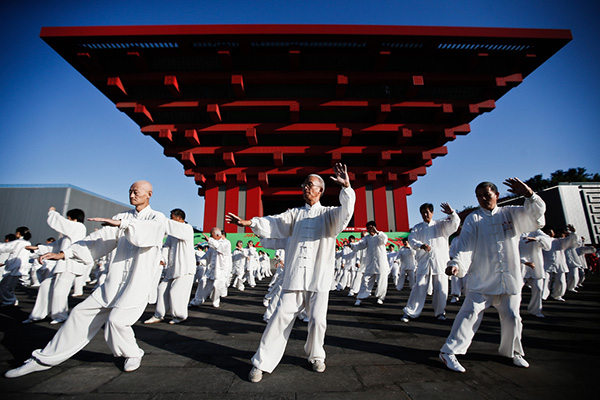 英媒调查：练太极有助防止老年人跌倒，短期学习就能立竿见影