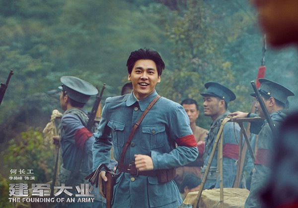 专访｜《建军大业》导演刘伟强： 这帮年轻演员很拼