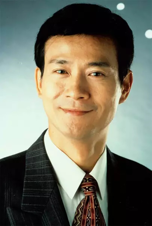 要聊不老男神，还得从郑少秋说起