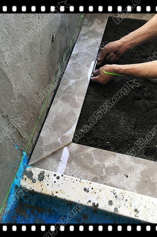 淋浴房防滑石安装 (8).jpg