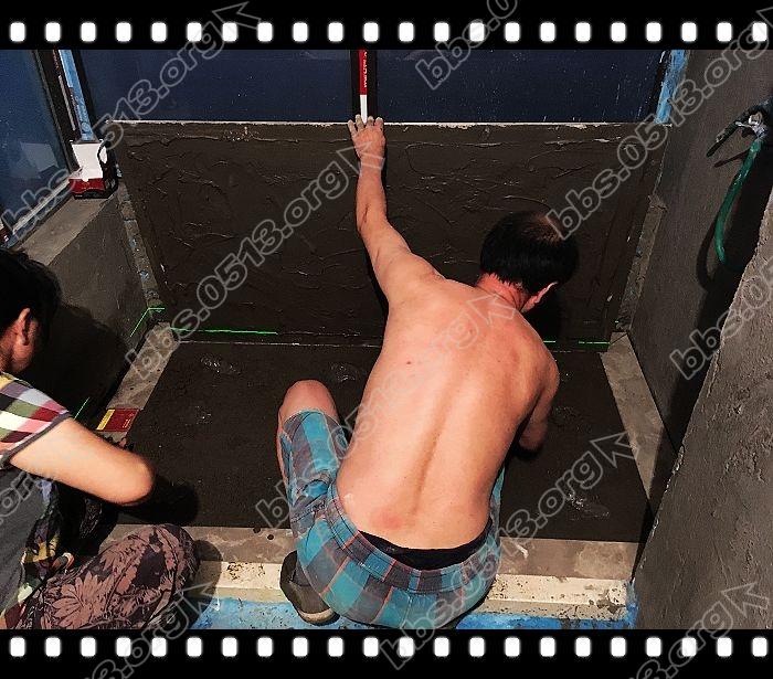 淋浴房防滑石安装 (23).jpg