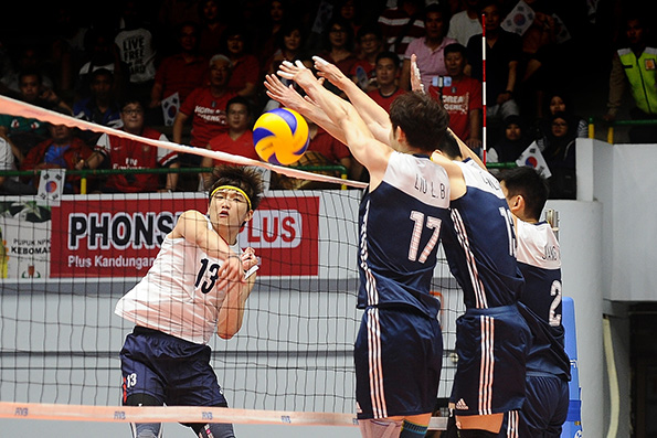 外教没招！中国男排0比3负韩国，42年首次无缘亚锦赛四强