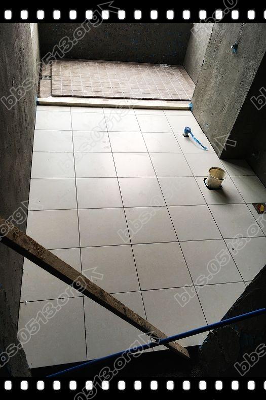 大卫生间地砖 (3).jpg