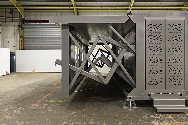 趣看｜10分钟折叠如汽车人变身，黑科技打造移动住宅新体验