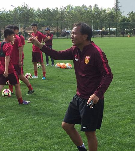 中日青少年足球差距有多大，国少奥运希望队两场又输了8个