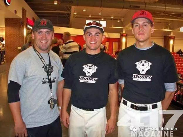 头盖骨被切去1/4、生还率只有10%，他却跑出了一段奇迹