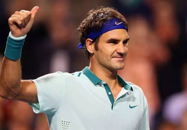 卫冕冠亚军都退出美网，费德勒有望一年三捧大满贯