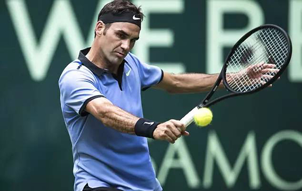 卫冕冠亚军都退出美网，费德勒有望一年三捧大满贯