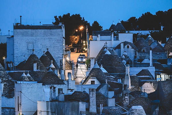 想知道童话里的精灵住在哪，就去阿尔贝罗贝洛看看