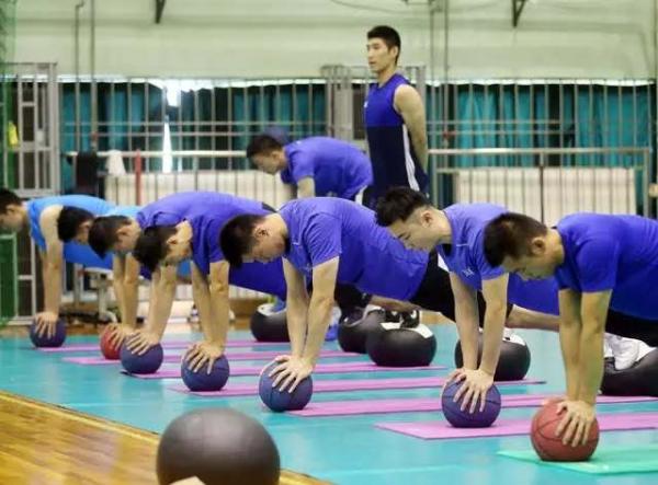 探访东方绿舟基地：40度高温下，百位运动员为全运最后冲刺