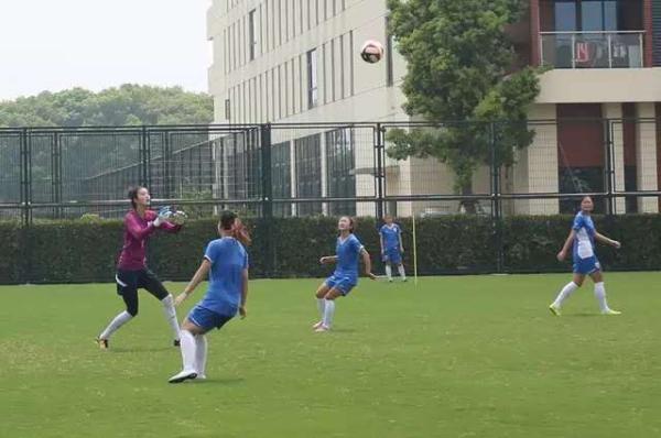 探访东方绿舟基地：40度高温下，百位运动员为全运最后冲刺