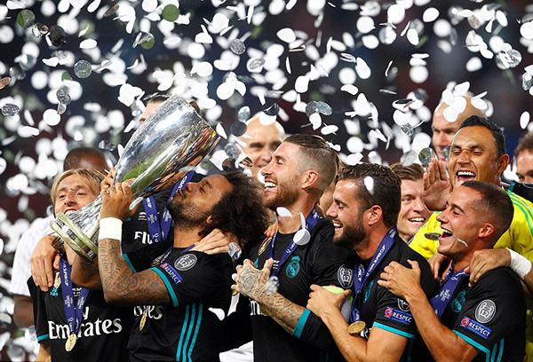 决赛的皇马惹不起！齐达内完成4冠伟业，C罗居然还是替补