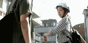 韩国外卖界的樊胜美，比较会打架