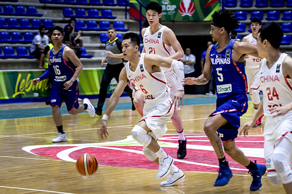 先别急着骂！中国男篮输给菲律宾，这是姚主席必须交的学费