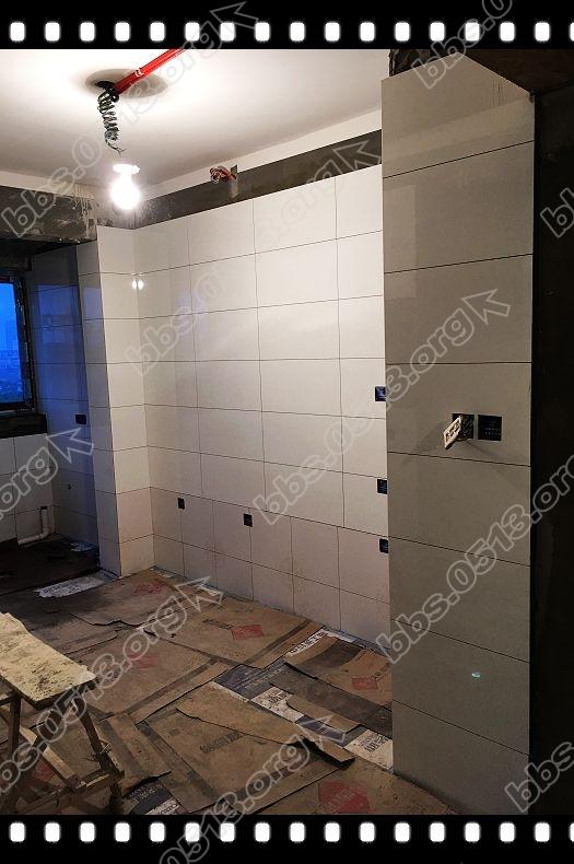 厨房间贴砖 (3).jpg