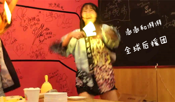 澎湃联播｜当我们在坐地铁时候，我们在做些什么？