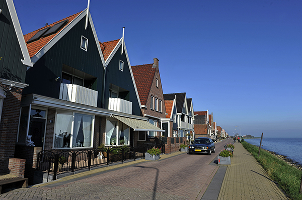 7折房价、收益共享、优先回购：荷兰人如何实现买房梦