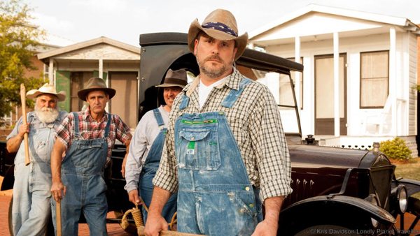 寻找“知更鸟”的踪迹