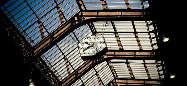 废弃厂房的华丽转身，巴黎问题区域里的“好莱坞”