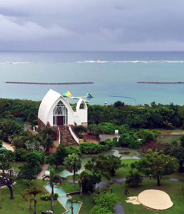 古树、星砂、水牛车，冲绳这些小岛人少景好