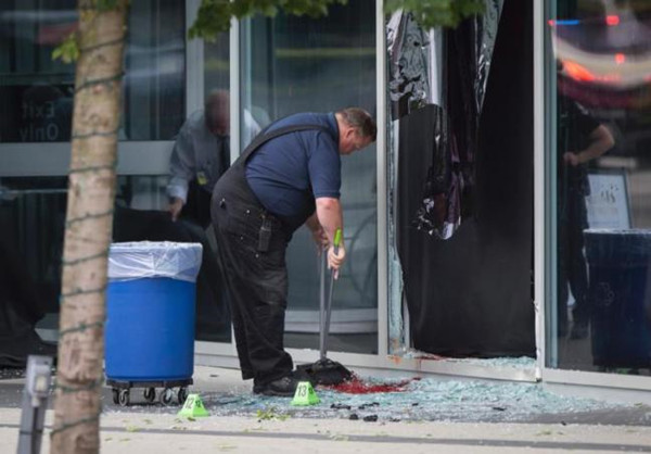 特技人员意外身亡，《死侍2》全面停拍