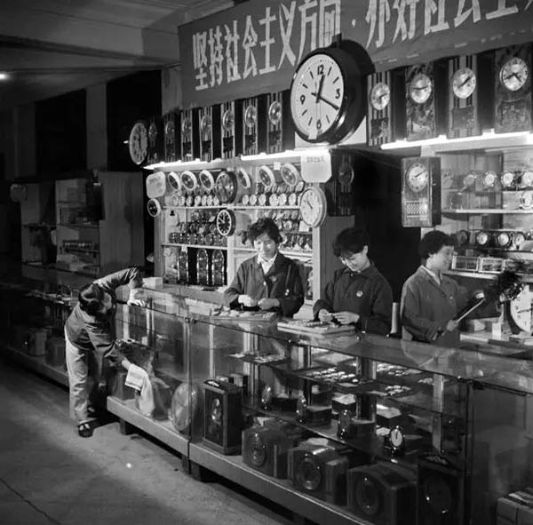 看展览｜第七届大理国际影会：“生活在别处——守望?家园”