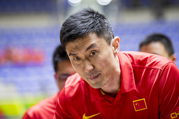 男篮亚洲杯：输给澳大利亚26分，中国男篮蓝队无缘四强