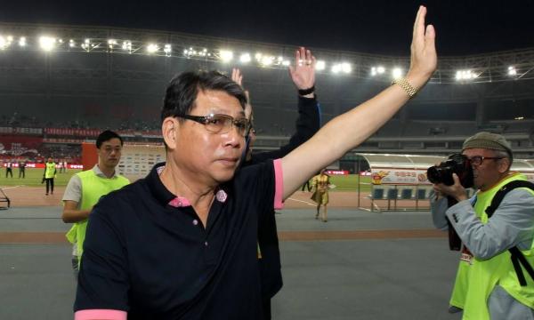 国青球员不许文身染发，贾秀全上任第一把火：学习根宝式治军