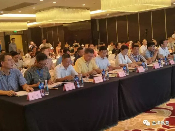 中国青少年球队屡遭惨败，专家看淡：校园足球首先是教育