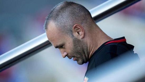 连伊涅斯塔都流露去意，“众叛亲离”的巴萨高层还有救吗