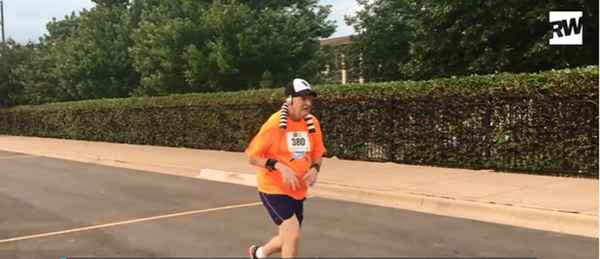 59岁跑完人生第一场5公里，这位“渐冻人”拒绝向命运低头