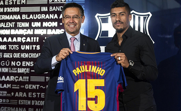 保利尼奥为啥非要去巴萨，梅球王亲自开口请他来