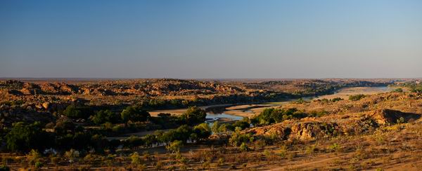 你也可以像闪电麦昆一样，来一个不寻常的驾车之旅