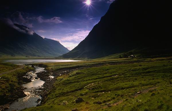 你也可以像闪电麦昆一样，来一个不寻常的驾车之旅