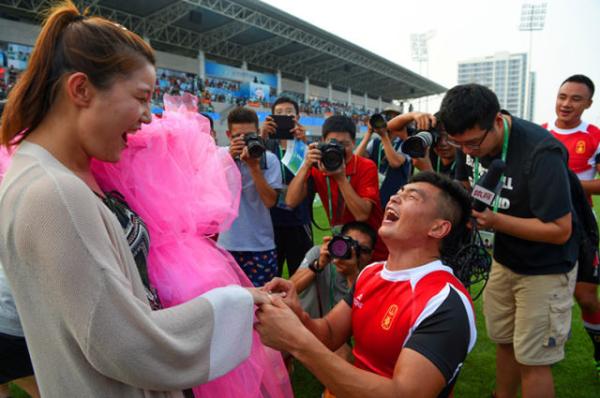 当全运会遇上七夕，请咽下这把荷尔蒙满满的“狗粮”