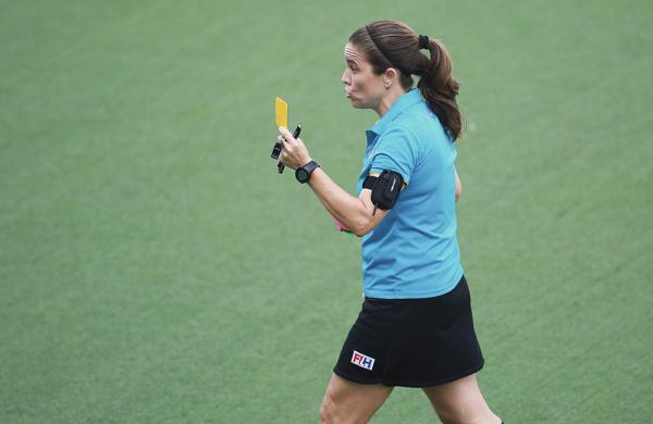 全运赛场来了58位洋裁判，执法一场酬劳100美元