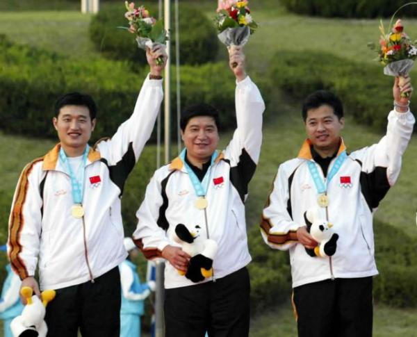 46岁“老枪”谭宗亮全运再夺金：手端保温杯，眼望东京奥运