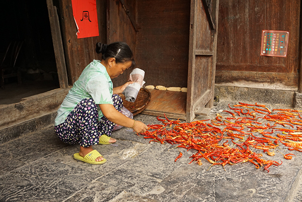 三湘秘境 | 无文字的苗族之精神，土家先民的通衢与闹市