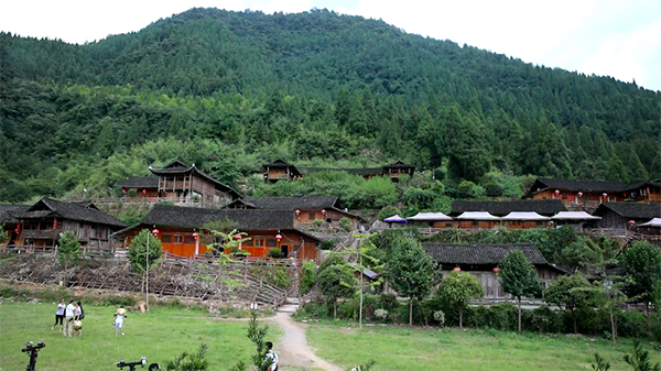 三湘秘境 | 无文字的苗族之精神，土家先民的通衢与闹市
