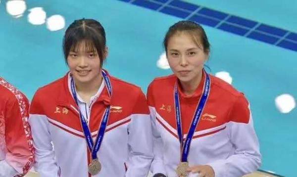 击败叶诗文夺400米混冠军，上海小姑娘上演“第一道奇迹”